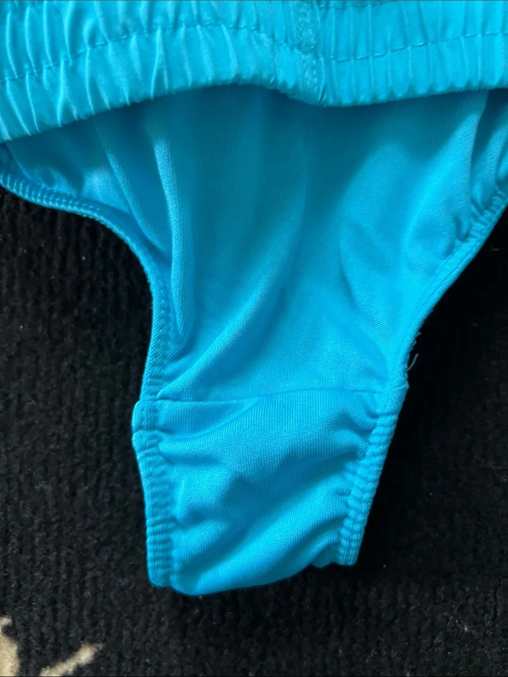 Boys Nike swim shorts Medium (5/6)